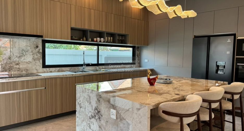 For sale 3 bedrooms house in East Pattaya, Pattaya