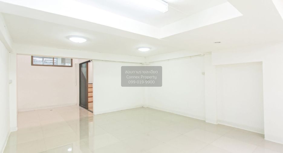 Reihenhaus zum Kauf mit 5 Zimmer in Din Daeng, Bangkok