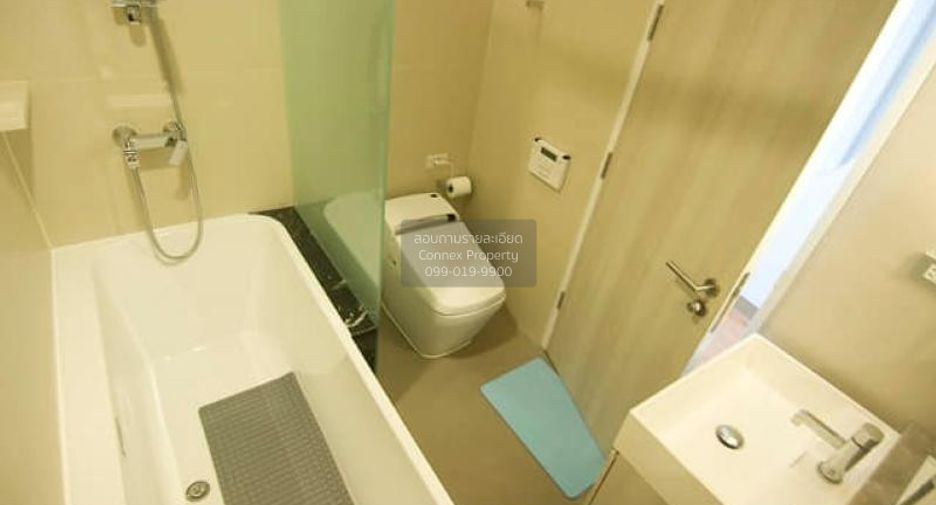 Condo en venta de 2 habitaciones en Khlong Toei, Bangkok