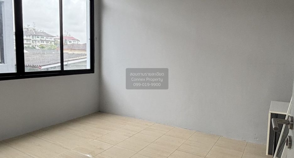 For sale 3 bedrooms house in Nong Khaem, Bangkok