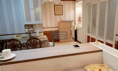 À vendre 3 chambres condo à Watthana, Bangkok