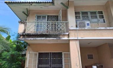 For sale 3 bedrooms townhouse in Mueang Samut Prakan, Samut Prakan