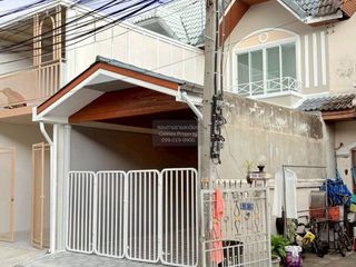 Reihenhaus zum Kauf mit 2 Zimmer in Bang Bua Thong, Nonthaburi
