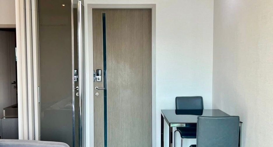 For rent 1 bed condo in Pathum Wan, Bangkok