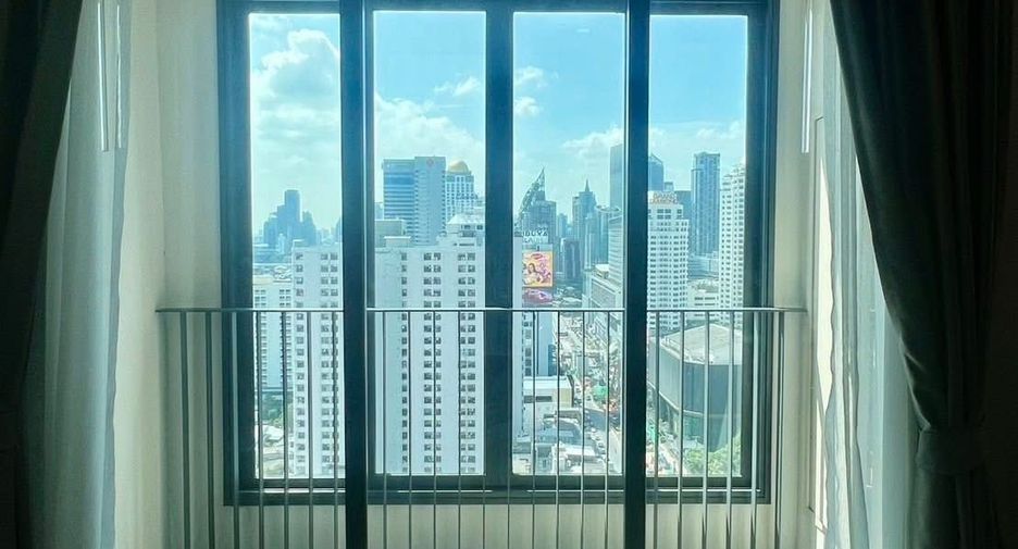 For rent 1 bed condo in Pathum Wan, Bangkok