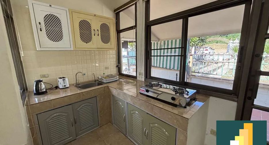 For rent 3 bedrooms house in East Pattaya, Pattaya