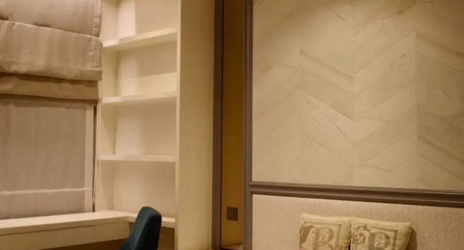 For rent 2 bedrooms condo in Pathum Wan, Bangkok