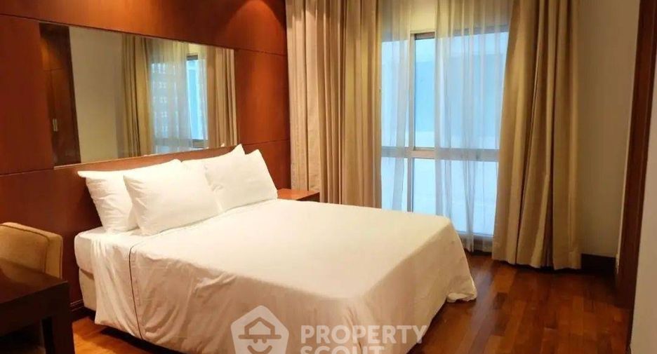 For rent 3 ベッドルーム apartment in Pathum Wan, Bangkok