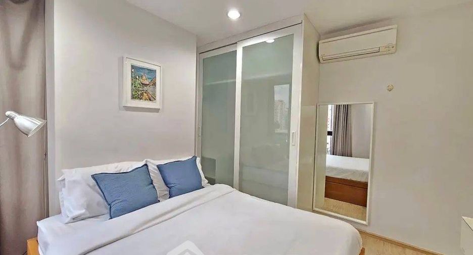 For rent 2 bedrooms condo in Pathum Wan, Bangkok