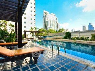 For rent 4 bedrooms apartment in Watthana, Bangkok