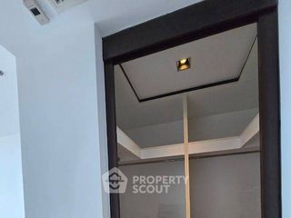 For rent 3 bedrooms condo in Pathum Wan, Bangkok