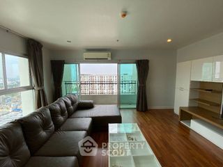 For rent 2 bedrooms condo in Bang Phlat, Bangkok
