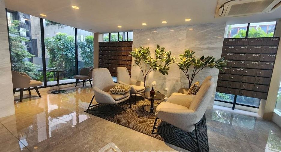 For rent 1 bed condo in Yan Nawa, Bangkok