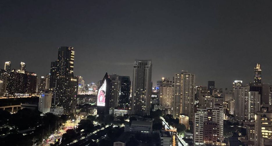 ให้เช่า 2 ห้องนอน คอนโด ใน วัฒนา, กรุงเทพฯ