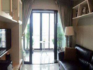 Wohnung zur Miete mit 2 Zimmer in Huai Khwang, Bangkok