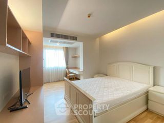 For rent 3 bedrooms condo in Phra Khanong, Bangkok