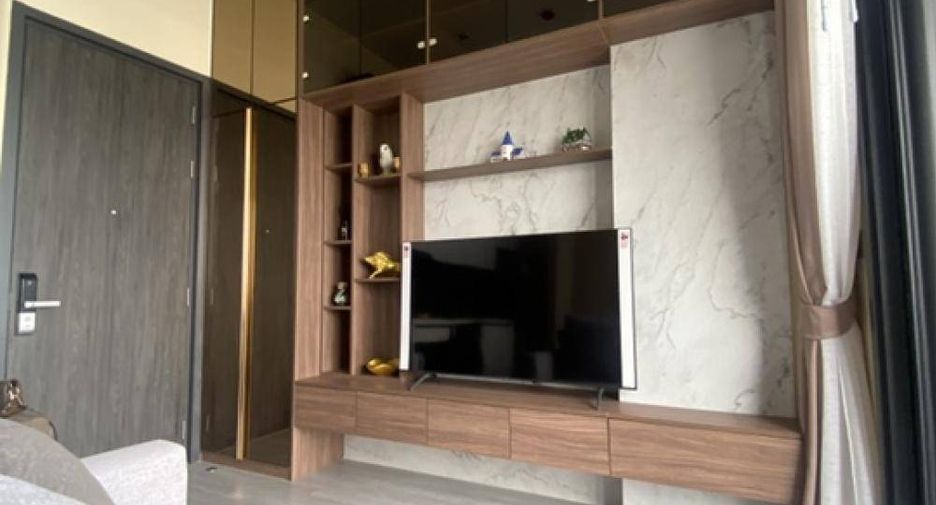 À louer 1 chambre condo à Phra Khanong, Bangkok