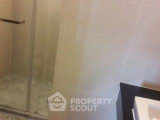 For rent 3 bedrooms condo in Huai Khwang, Bangkok