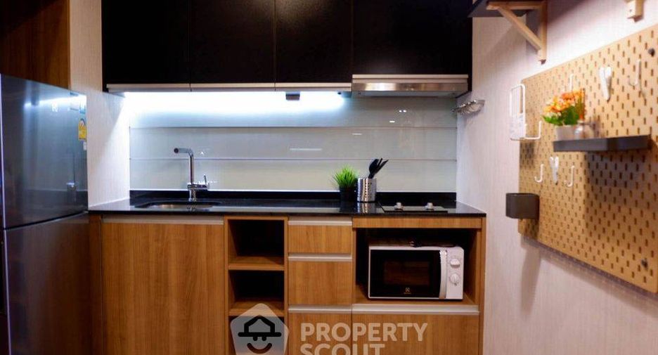 For rent 1 bed condo in Pathum Wan, Bangkok
