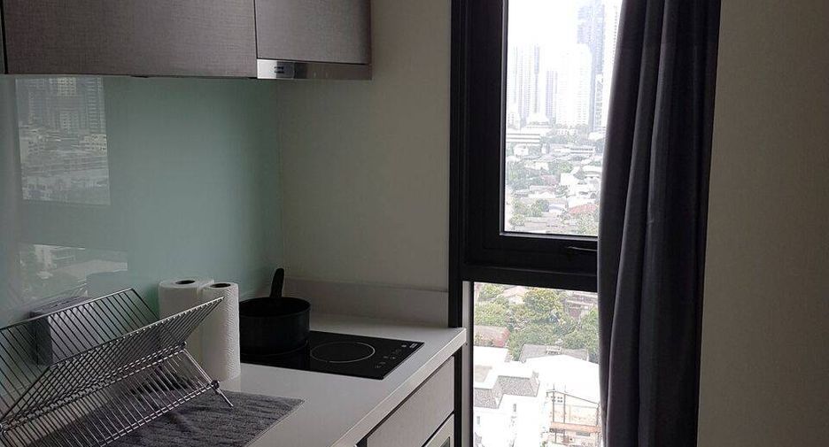 For rent 1 Beds condo in Khlong Toei, Bangkok