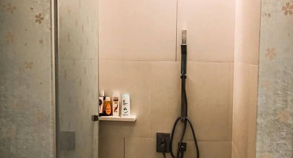 For rent 2 bedrooms condo in Sathon, Bangkok