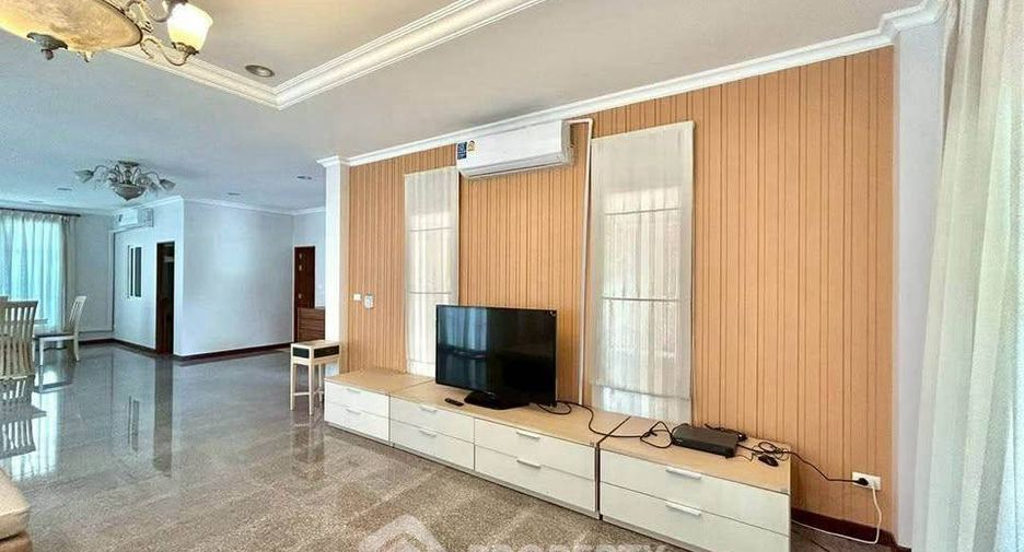 Аренда 3 спальни дом в Буенг Кум, Бангкок