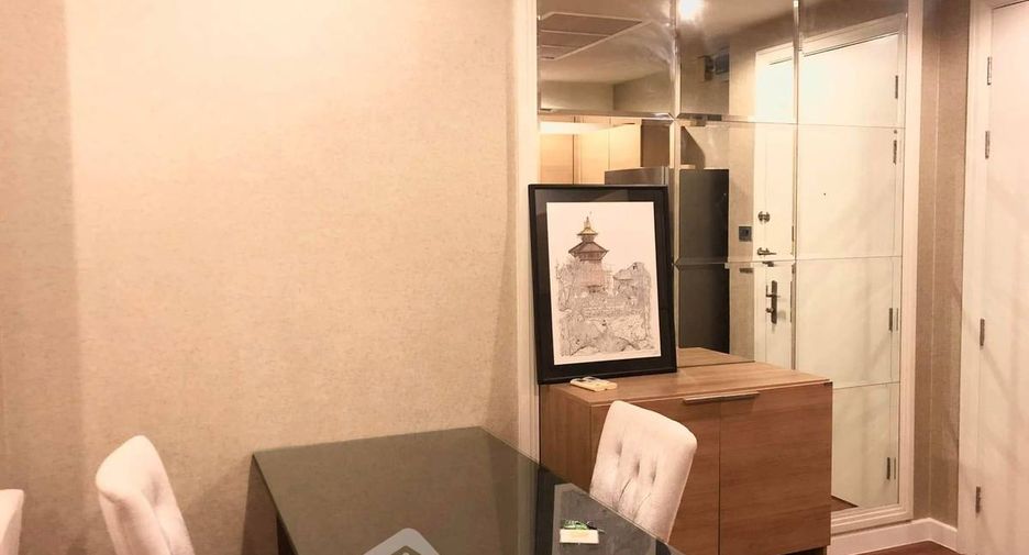 For rent 1 bed condo in Pathum Wan, Bangkok