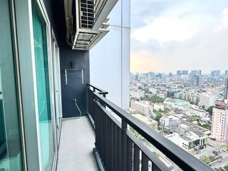 Wohnung zur Miete mit 1 Zimmer in Huai Khwang, Bangkok