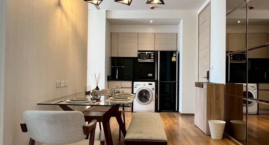 For rent 1 bed condo in Khlong Toei, Bangkok