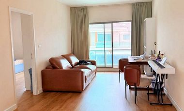 Haus zur Miete mit 4 Zimmer in Saphan Sung, Bangkok