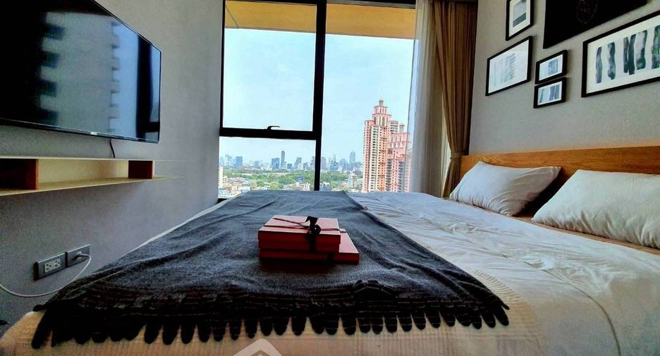 For rent 2 bedrooms condo in Khlong Toei, Bangkok