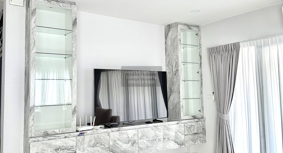 Casa en alquiler de 4 habitaciones en Don Mueang, Bangkok
