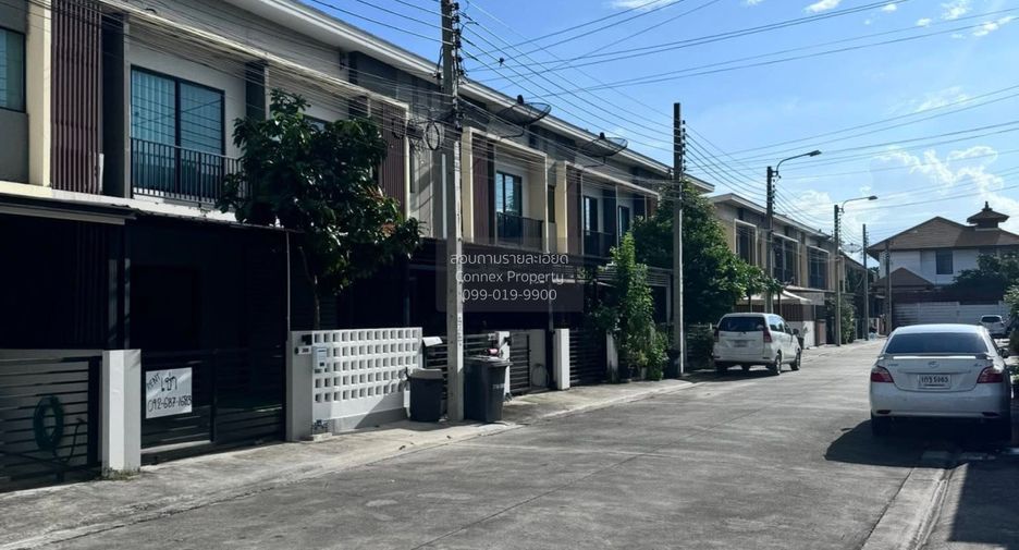出租 2 卧室 联排别墅 在 Suan Luang, 曼谷