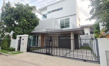 Casa en alquiler de 3 habitaciones en Saphan Sung, Bangkok