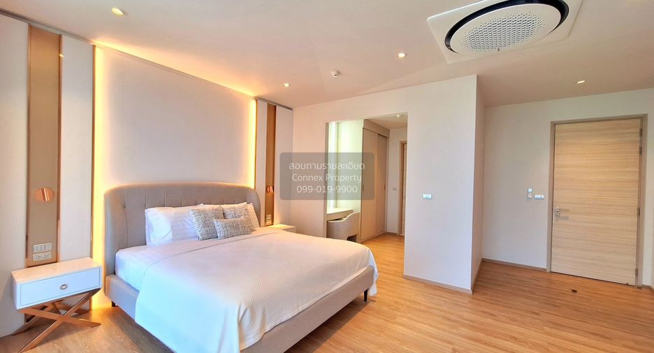 For rent 3 bedrooms condo in Mueang Samut Prakan, Samut Prakan
