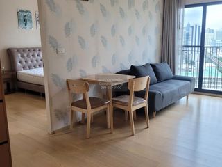 For rent 1 bed condo in Phaya Thai, Bangkok