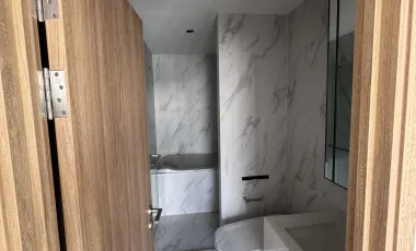 À louer 1 chambre condo à Watthana, Bangkok