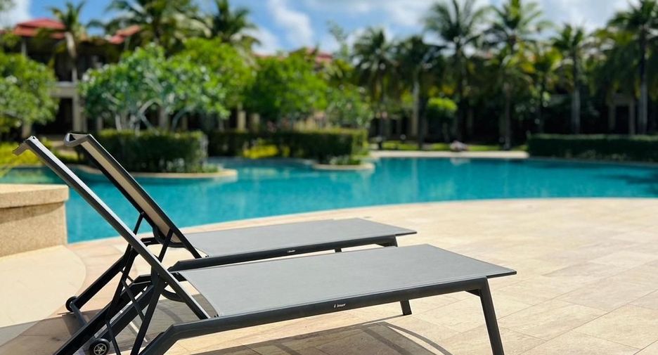 For rent 2 bedrooms townhouse in Thalang, Phuket