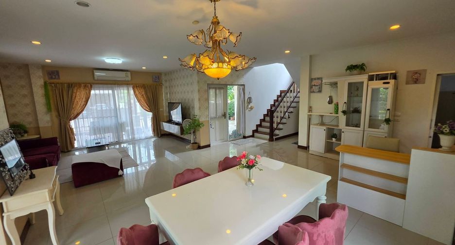 Haus zur Miete mit 4 Zimmer in San Sai, Chiang Mai