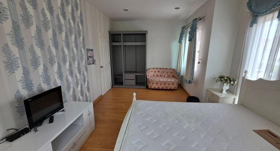 Haus zur Miete mit 4 Zimmer in San Sai, Chiang Mai