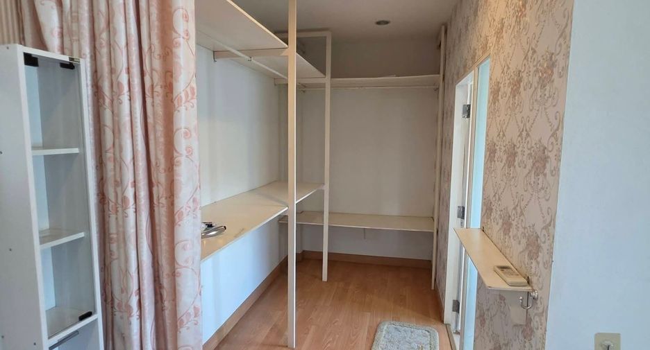 Haus zur Miete mit 4 Zimmer in San Sai, Chiang Mai