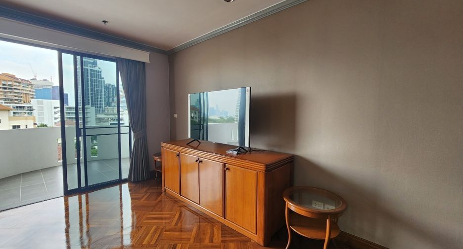 À louer 3 chambres condo à Watthana, Bangkok