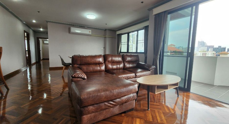 À louer 3 chambres condo à Watthana, Bangkok