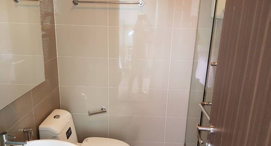 For rent 3 ベッドルーム condo in Phra Khanong, Bangkok