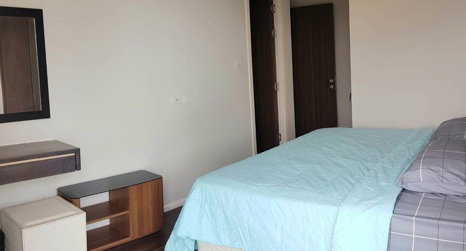 For rent 3 ベッドルーム condo in Phra Khanong, Bangkok