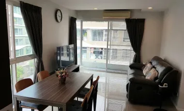 For rent 3 bedrooms condo in Phra Khanong, Bangkok