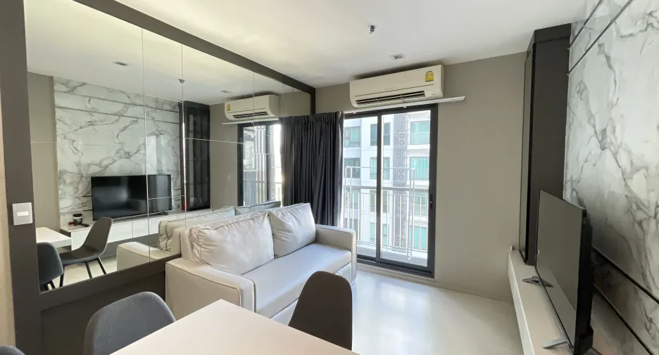 Wohnung zum Kauf mit 2 Zimmer in Khlong Toei, Bangkok