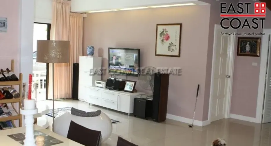 For rent and for sale 4 bedrooms house in Bang Lamung, Chonburi