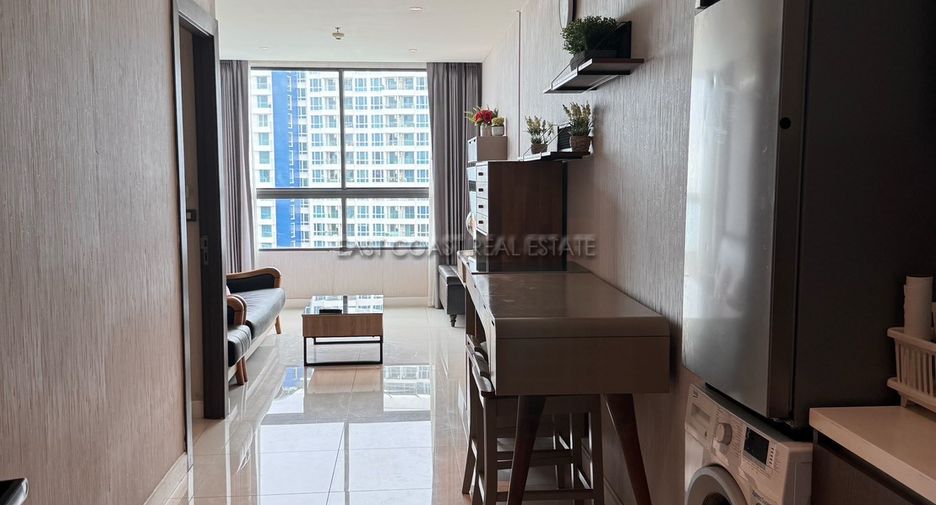 Condo en venta y en alquiler de estudio en Pratumnak, Pattaya