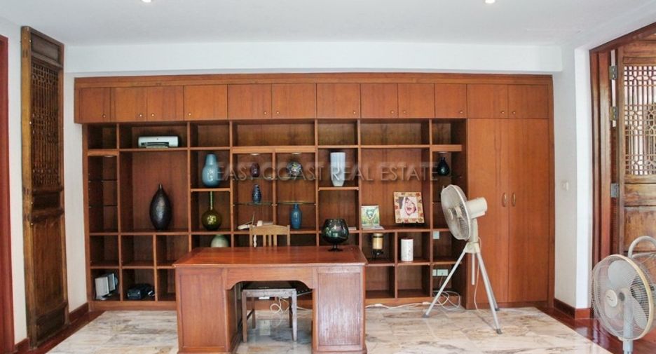 Haus zur Miete mit 4 Zimmer in Huay Yai, Pattaya